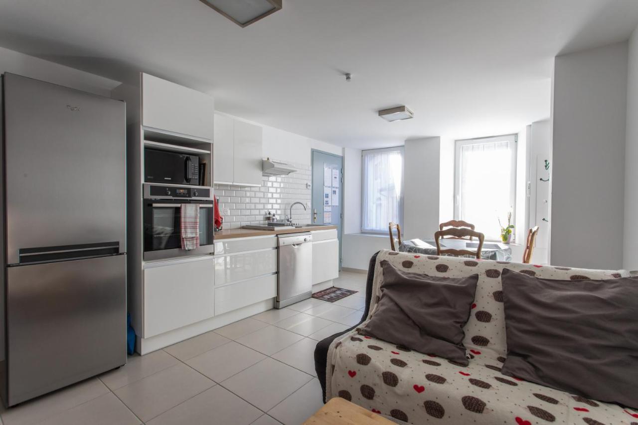 L'Ecureuil Dans La Vieille Maison Centre Ville D'Embrun Exteriör bild